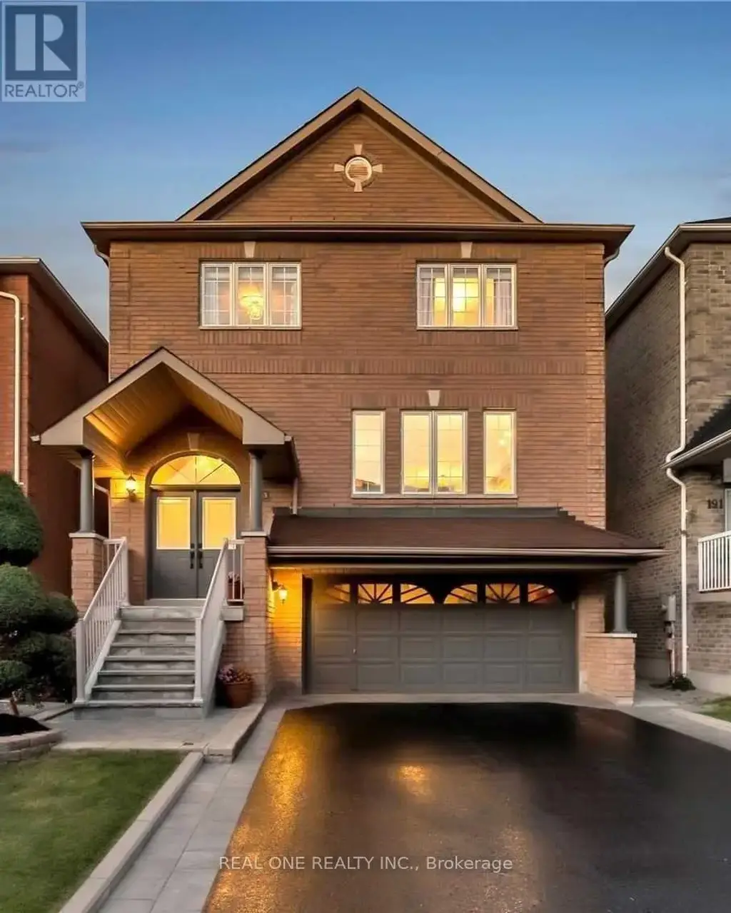 Upper - 193 Dean Burton Lane, Newmarket (Woodland Hill)